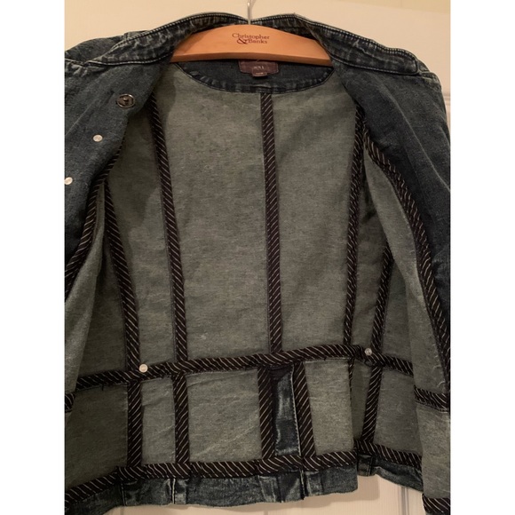 Jean Jacket - Picture 6 of 8